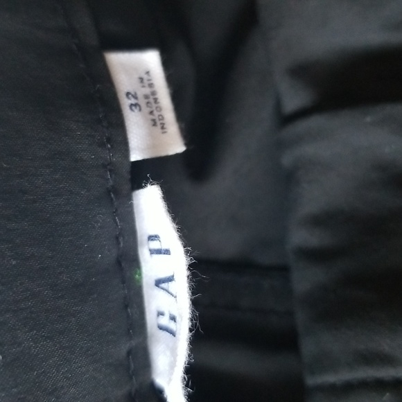 GAP TECH SHORT - Picture 4 of 10